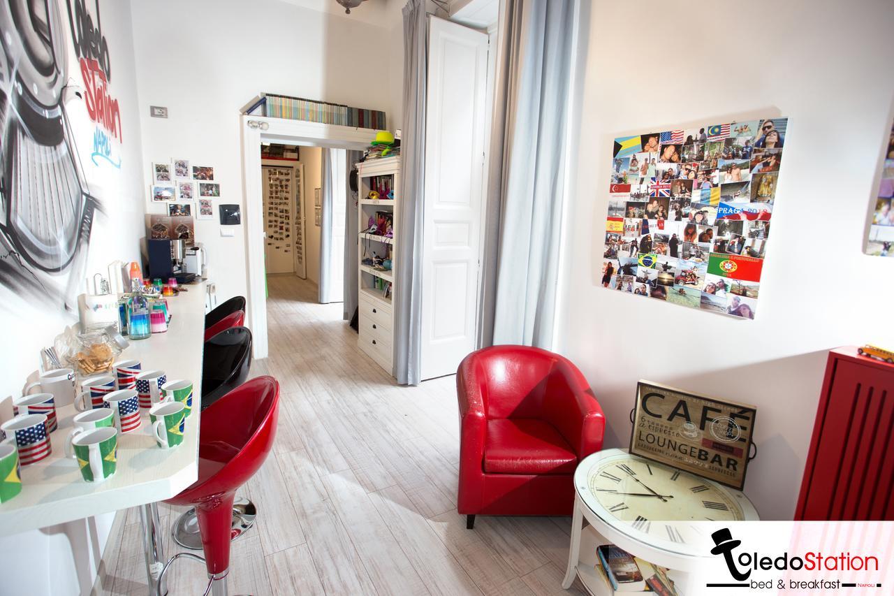 Toledostation B&B Napoli Bagian luar foto